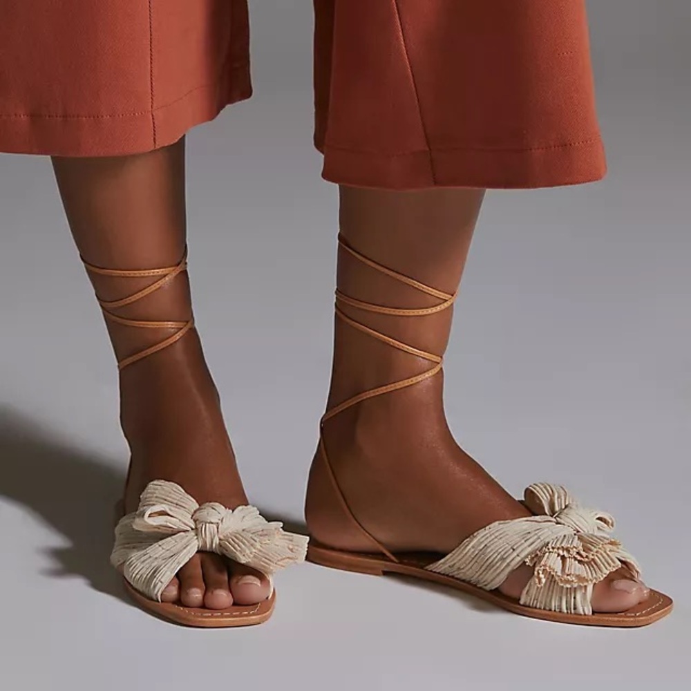 Loeffler randall white straw pleated bow strappy plank sandals size 7
